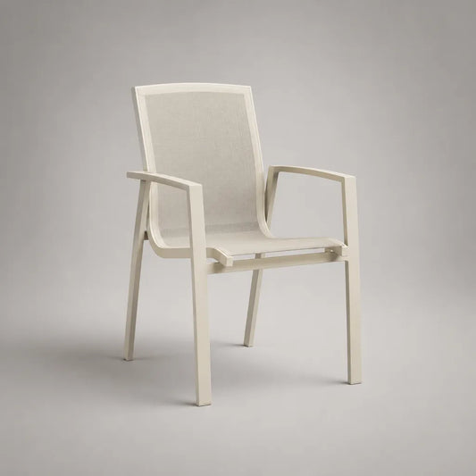 Gartenstuhl mit Armlehnen aus Aluminium und PVC-beschichtetem Polyestergewebe, Cremeweiß/Hellbeige, 57 × 62 × 89 cm